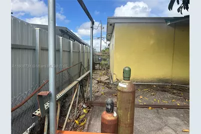 15151 Railroad, Opa Locka, FL 33054 - Photo 7