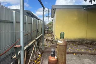 15151 Railroad, Opa Locka, FL 33054 - Photo 7