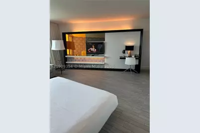 1100 West #1206, Miami Beach, FL 33139 - Photo 9