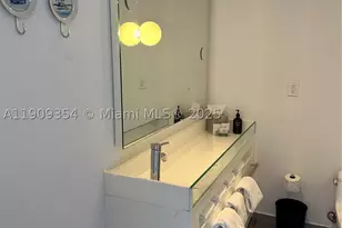 1100 W, Miami Beach, FL 33139 - Photo 11