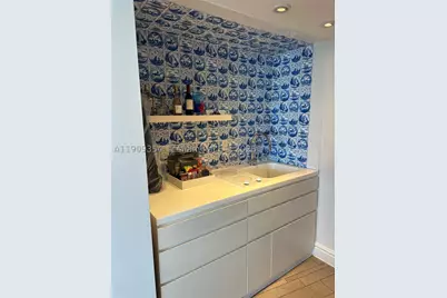 1100 West #1206, Miami Beach, FL 33139 - Photo 3