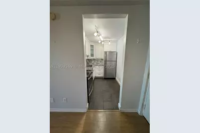 8411 NW 8th #203, Miami, FL 33126 - Photo 5