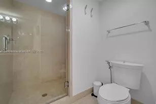 19900 E Country Club, Aventura, FL 33180 - Photo 17