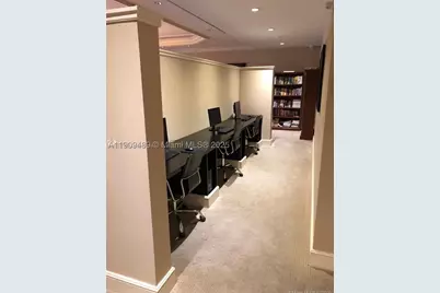 19900 E Country Club #318, Aventura, FL 33180 - Photo 27