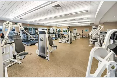 19900 E Country Club #318, Aventura, FL 33180 - Photo 21