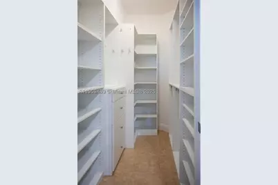 19900 E Country Club #318, Aventura, FL 33180 - Photo 15