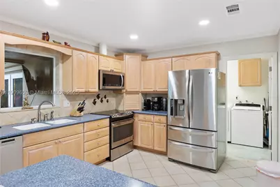 418 SE 3rd, Dania Beach, FL 33004 - Photo 31