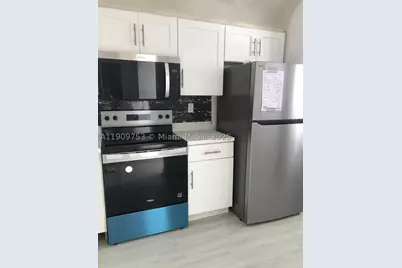 438 NE 210th Cir #203-4B, Miami, FL 33179 - Photo 5