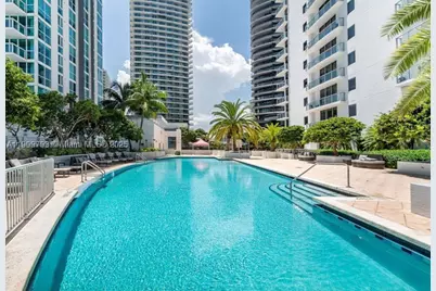 1060 Brickell #1701, Miami, FL 33131 - Photo 11