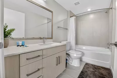 1110 NW 1 #413, Miami, FL 33128 - Photo 13
