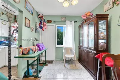 427 NW 84th #427, Miami, FL 33150 - Photo 7