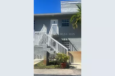 438 NE 210th Cir #202-4B, Miami, FL 33179 - Photo 1