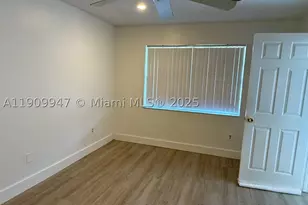 438 NE 210th Circle, Miami, FL 33179 - Photo 11