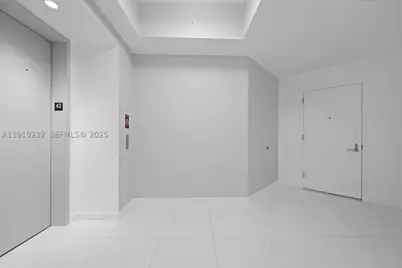 851 NE 1st #4204, Miami, FL 33132 - Photo 25