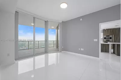 851 NE 1st #4204, Miami, FL 33132 - Photo 17