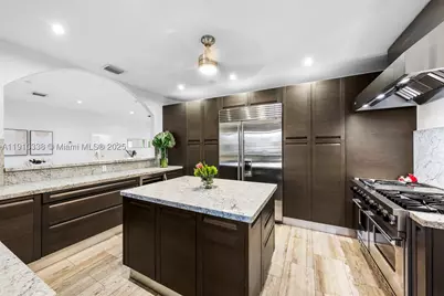 6300 Allison, Miami Beach, FL 33141 - Photo 15