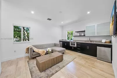 6300 Allison, Miami Beach, FL 33141 - Photo 25