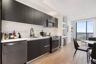 398 NE 5th, Miami, FL 33132 - Photo 3