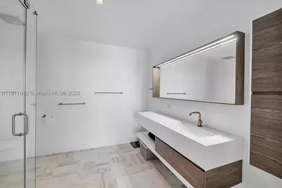 3470 E Coast #PH202, Miami, FL 33137 - Photo 41