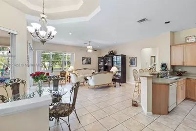 13875 SW 41st, Davie, FL 33330 - Photo 13