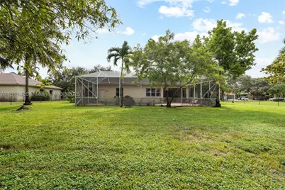 13875 SW 41st, Davie, FL 33330 - Photo 49