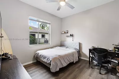 13875 SW 41st, Davie, FL 33330 - Photo 33