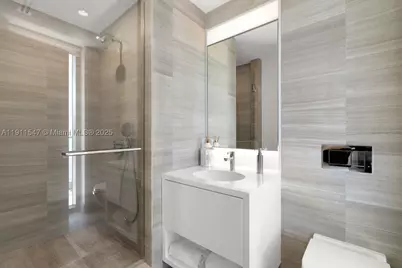 300 Collins #PH3, Miami Beach, FL 33139 - Photo 35
