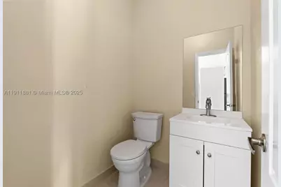 8761 NW 142nd, Miami Lakes, FL 33018 - Photo 29