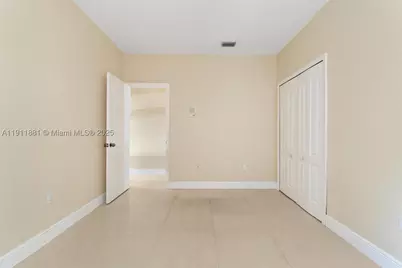 8761 NW 142nd, Miami Lakes, FL 33018 - Photo 25