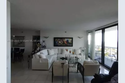 20515 E Country Club #2047, Aventura, FL 33180 - Photo 11