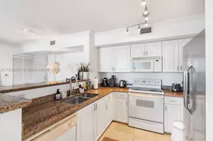 1155 Brickell Bay, Miami, FL 33131 - Photo 9