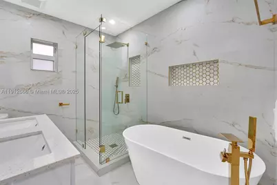 5850 NE 3rd, Miami, FL 33137 - Photo 31