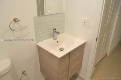 9375 Fontainebleau #L122, Miami, FL 33172 - Photo 13