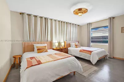 1012 NE 2nd, Hallandale Beach, FL 33009 - Photo 23