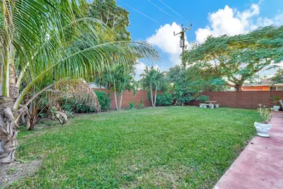 1012 NE 2nd, Hallandale Beach, FL 33009 - Photo 63