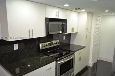 290 174th #M10, Sunny Isles Beach, FL 33160 - Photo 1