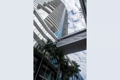 851 NE 1st #1811, Miami, FL 33132 - Photo 23