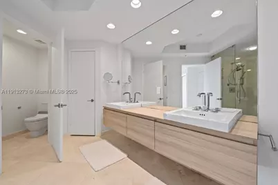 17301 Biscayne #811, North Miami Beach, FL 33160 - Photo 29