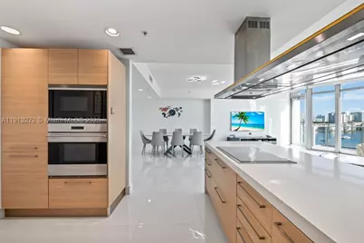 17301 Biscayne #811, North Miami Beach, FL 33160 - Photo 11