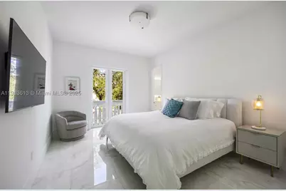 2760 Brickell #2760, Miami, FL 33129 - Photo 17