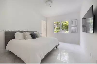 2760 Brickell #2760, Miami, FL 33129 - Photo 21