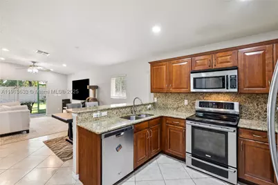 1924 SW Jamesport, Port Saint Lucie, FL 34953 - Photo 15