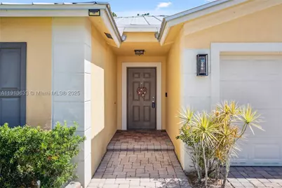 1924 SW Jamesport, Port Saint Lucie, FL 34953 - Photo 3