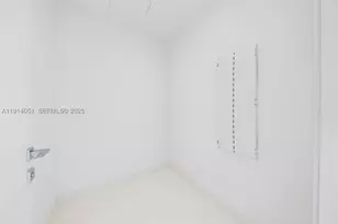300 Biscayne Blvd, Miami, FL 33131 - Photo 47