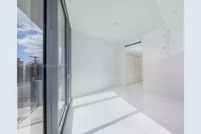 300 Biscayne Boulevard #3506W, Miami, FL 33131 - Photo 19