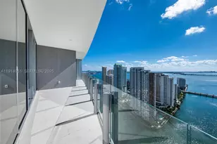 300 Biscayne Blvd, Miami, FL 33131 - Photo 49