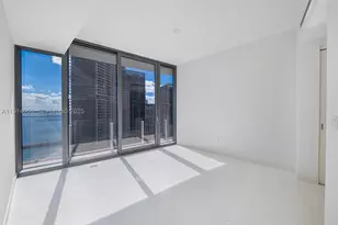 300 Biscayne Blvd, Miami, FL 33131 - Photo 17
