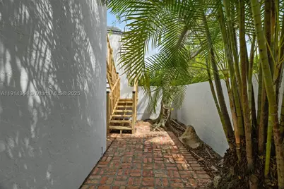 20215 W Oak Haven, Miami, FL 33179 - Photo 69