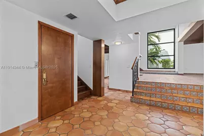 20215 W Oak Haven, Miami, FL 33179 - Photo 7