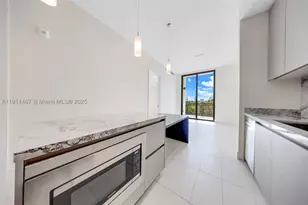 1030 15th, Miami Beach, FL 33139 - Photo 15
